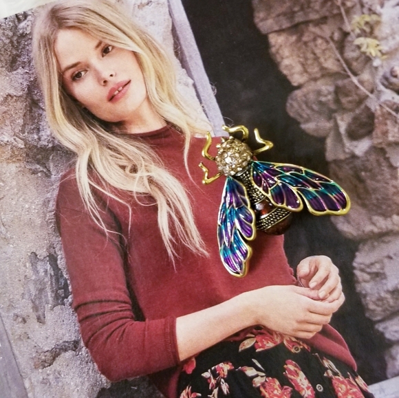 NEW 18K Gold Rhinestone Cicada Brooch - Picture 14 of 15